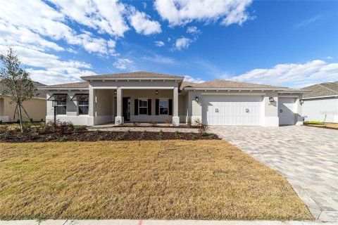 House in Ocala, Florida 2 bedrooms, 199.28 sq.m. № 2128733 - photo 2