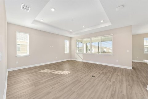 House in Ocala, Florida 2 bedrooms, 199.28 sq.m. № 2128733 - photo 12