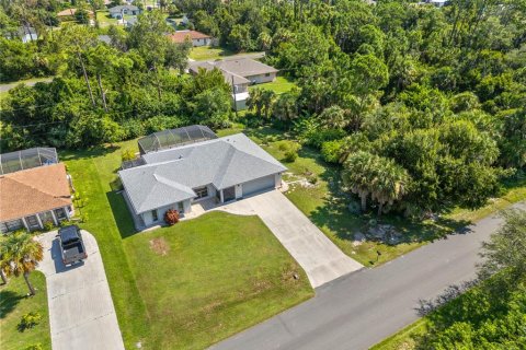 House in Port Charlotte, Florida 2 bedrooms, 128.58 sq.m. № 1851046 - photo 28