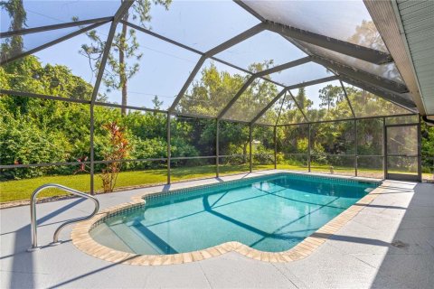 House in Port Charlotte, Florida 2 bedrooms, 128.58 sq.m. № 1851046 - photo 14