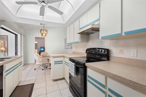 House in Port Charlotte, Florida 2 bedrooms, 128.58 sq.m. № 1851046 - photo 11