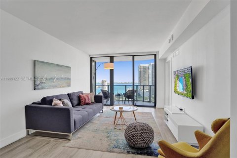Condo in Miami, Florida, 1 bedroom  № 2146034 - photo 20