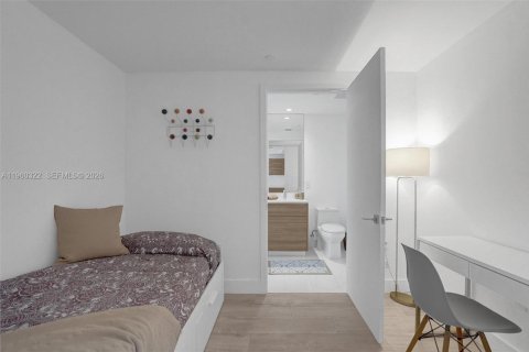 Condo in Miami, Florida, 1 bedroom  № 2146034 - photo 27