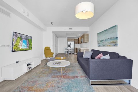 Condo in Miami, Florida, 1 bedroom  № 2146034 - photo 26