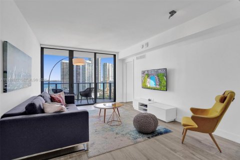 Condo in Miami, Florida, 1 bedroom  № 2146034 - photo 21