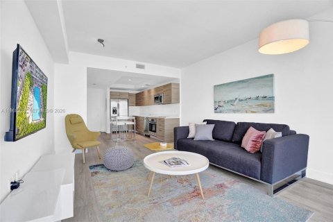 Condo in Miami, Florida, 1 bedroom  № 2146034 - photo 25