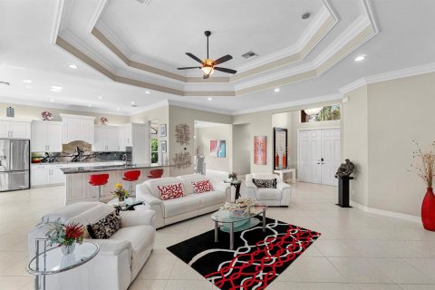 Villa ou maison à vendre à Boynton Beach, Floride: 3 chambres, 254.92 m2 № 2411356 - photo 7