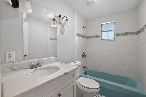 Купить виллу или дом в Тонотосасса, Флорида 3 комнаты, 251.02м2, № 2230130 - фото 23