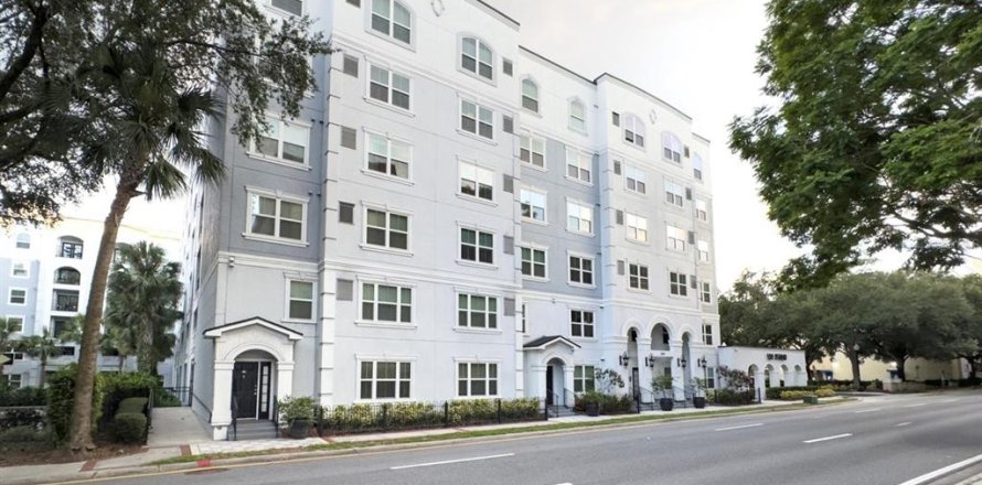 Condominio en Orlando, Florida, 1 dormitorio № 1858445