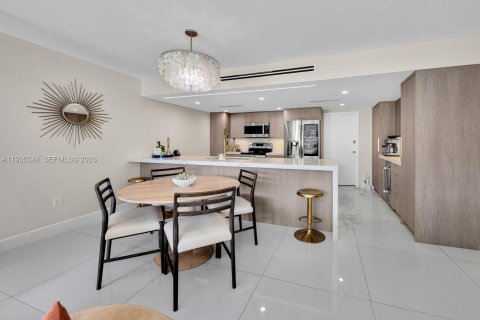 Copropriété à vendre à Key Biscayne, Floride: 2 chambres, 117.06 m2 № 1995273 - photo 8