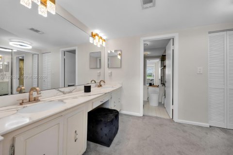 Copropriété à vendre à Key Biscayne, Floride: 2 chambres, 117.06 m2 № 1995273 - photo 23