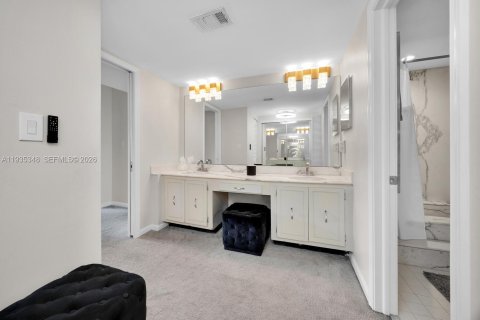 Copropriété à vendre à Key Biscayne, Floride: 2 chambres, 117.06 m2 № 1995273 - photo 22