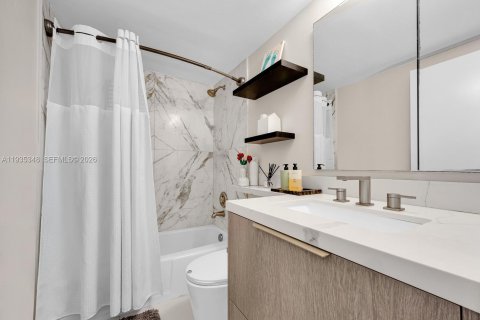 Copropriété à vendre à Key Biscayne, Floride: 2 chambres, 117.06 m2 № 1995273 - photo 28