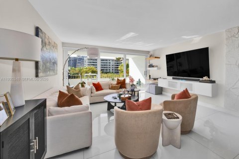 Copropriété à vendre à Key Biscayne, Floride: 2 chambres, 117.06 m2 № 1995273 - photo 6