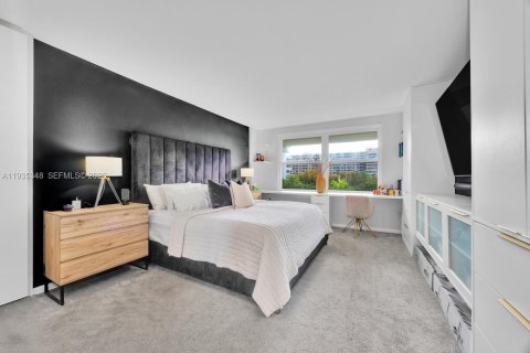 Copropriété à vendre à Key Biscayne, Floride: 2 chambres, 117.06 m2 № 1995273 - photo 19