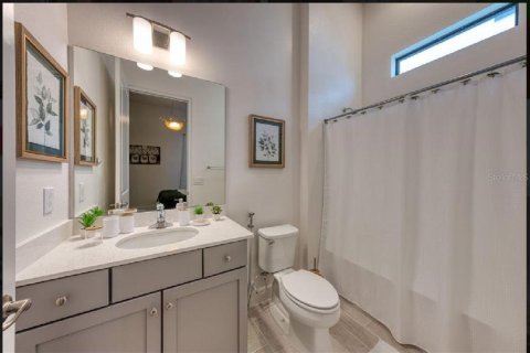 House in Orlando, Florida 11 bedrooms, 458.75 sq.m. № 1751419 - photo 27