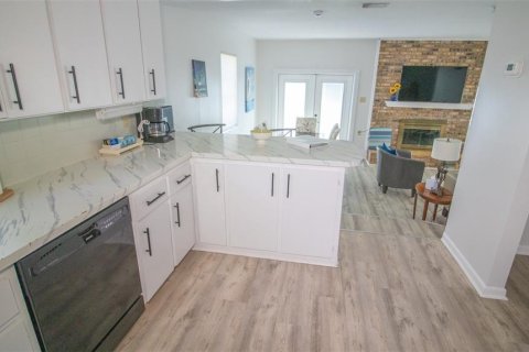 Casa en venta en Melrose, Florida, 3 dormitorios, 169.45 m2 № 2238086 - foto 25