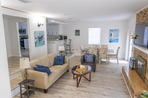 Casa en venta en Melrose, Florida, 3 dormitorios, 169.45 m2 № 2238086 - foto 13