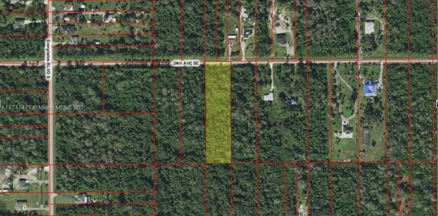 Terrain à Naples, Floride № 1958747