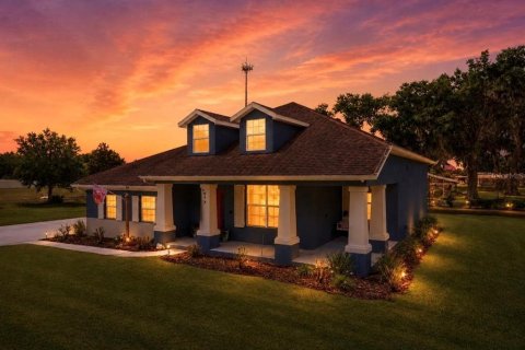 Casa en Dover, Florida 4 dormitorios, 242.29 m2 № 2103946
