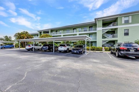Condominio en venta en Punta Gorda, Florida, 2 dormitorios, 92.53 m2 № 1649809 - foto 1