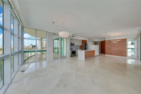 Condo in Aventura, Florida, 3 bedrooms  № 2171895 - photo 4