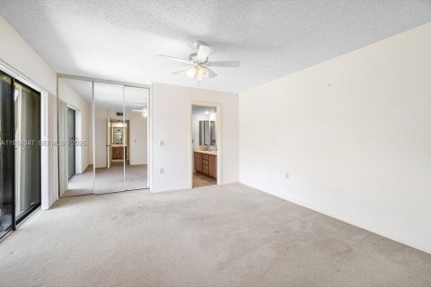 Купить таунхаус в Юпитер, Флорида 2 спальни, 110.37м2, № 1992541 - фото 21