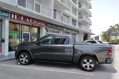 Купить коммерческую недвижимость в Халландейл-Бич, Флорида № 1958830 - фото 10