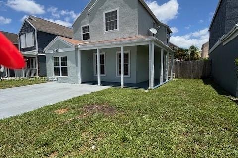 House in Miramar, Florida 4 bedrooms, 168.06 sq.m. № 1890458 - photo 30