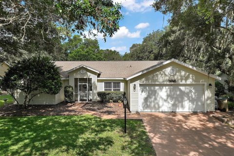 House in Leesburg, Florida 3 bedrooms, 172.89 sq.m. № 1802992 - photo 1