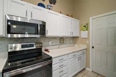 House in Leesburg, Florida 3 bedrooms, 172.89 sq.m. № 1802992 - photo 15