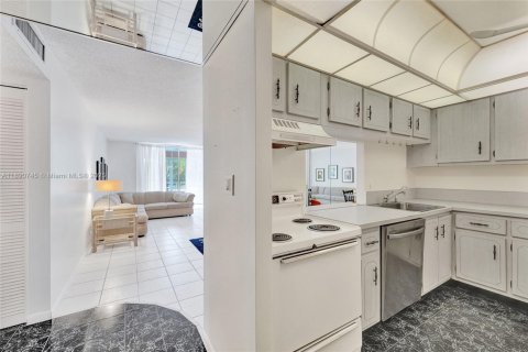 Copropriété à vendre à Dania Beach, Floride: 2 chambres, 99.41 m2 № 1944324 - photo 18