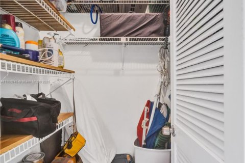 Copropriété à vendre à Dania Beach, Floride: 2 chambres, 99.41 m2 № 1944324 - photo 21