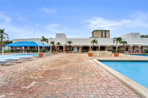 Copropriété à vendre à Dania Beach, Floride: 2 chambres, 99.41 m2 № 1944324 - photo 27