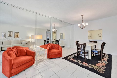 Copropriété à vendre à Dania Beach, Floride: 2 chambres, 99.41 m2 № 1944324 - photo 7