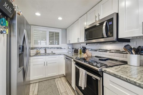 Copropriété à vendre à Hudson, Floride: 2 chambres, 88.26 m2 № 1670771 - photo 8