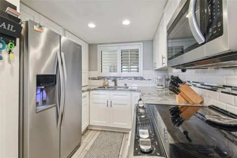 Copropriété à vendre à Hudson, Floride: 2 chambres, 88.26 m2 № 1670771 - photo 10