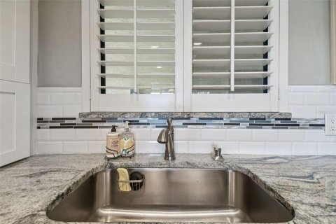 Copropriété à vendre à Hudson, Floride: 2 chambres, 88.26 m2 № 1670771 - photo 11