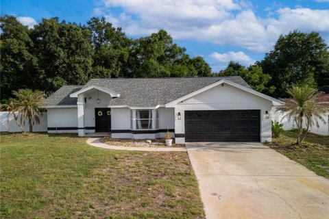 Casa en Winter Haven, Florida 3 dormitorios, 189.52 m2 № 2091713