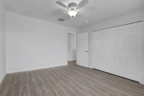 Adosado en venta en Kissimmee, Florida, 3 dormitorios, 146.88 m2 № 2295393 - foto 17