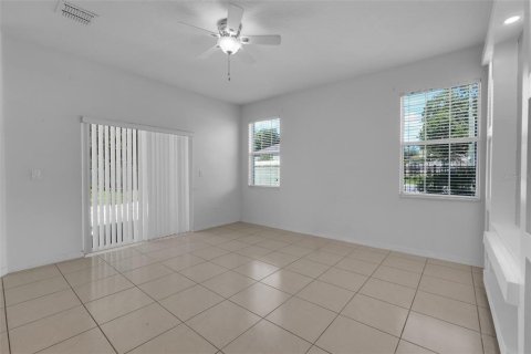Adosado en venta en Kissimmee, Florida, 3 dormitorios, 146.88 m2 № 2295393 - foto 4