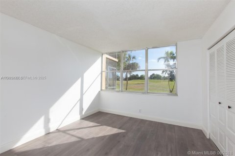 Copropriété à vendre à Lauderhill, Floride: 2 chambres, 98.48 m2 № 1976419 - photo 10