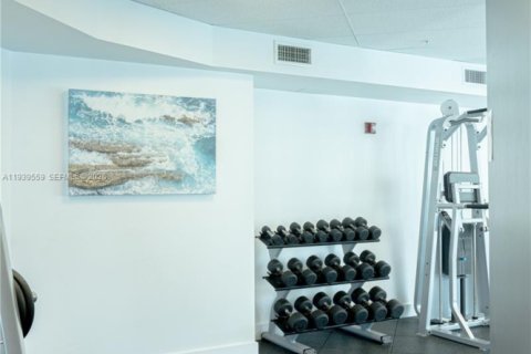 Copropriété à louer à Miami, Floride: 2 chambres, 126.63 m2 № 1997585 - photo 19