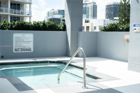 Copropriété à louer à Miami, Floride: 2 chambres, 126.63 m2 № 1997585 - photo 11