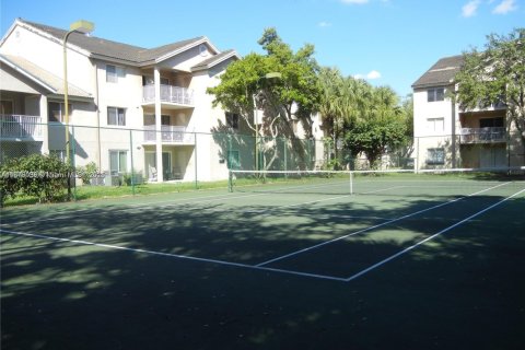 Condominio en alquiler en Miami, Florida, 2 dormitorios, 99.87 m2 № 1898227 - foto 27