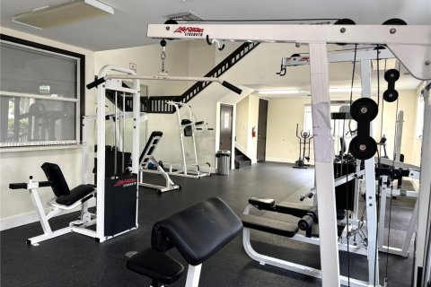 Condominio en alquiler en Miami, Florida, 2 dormitorios, 99.87 m2 № 1898227 - foto 24