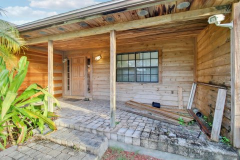 Immobilier commercial à vendre à St. Lucie, Floride: 274.99 m2 № 2429969 - photo 6
