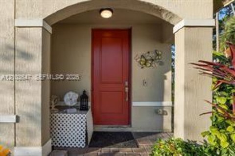 Villa ou maison à vendre à West Palm Beach, Floride: 5 chambres, 234.67 m2 № 2410846 - photo 4