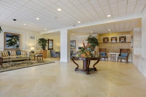 Снять в аренду кондоминиум в Форт-Лодердейл, Флорида 1 спальня, 83.61м2, № 1972950 - фото 9