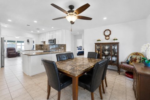 Casa en venta en Dania Beach, Florida, 3 dormitorios, 173.63 m2 № 2192197 - foto 12